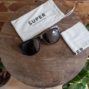 RETROSUPERFUTURE Classic Black Glasses